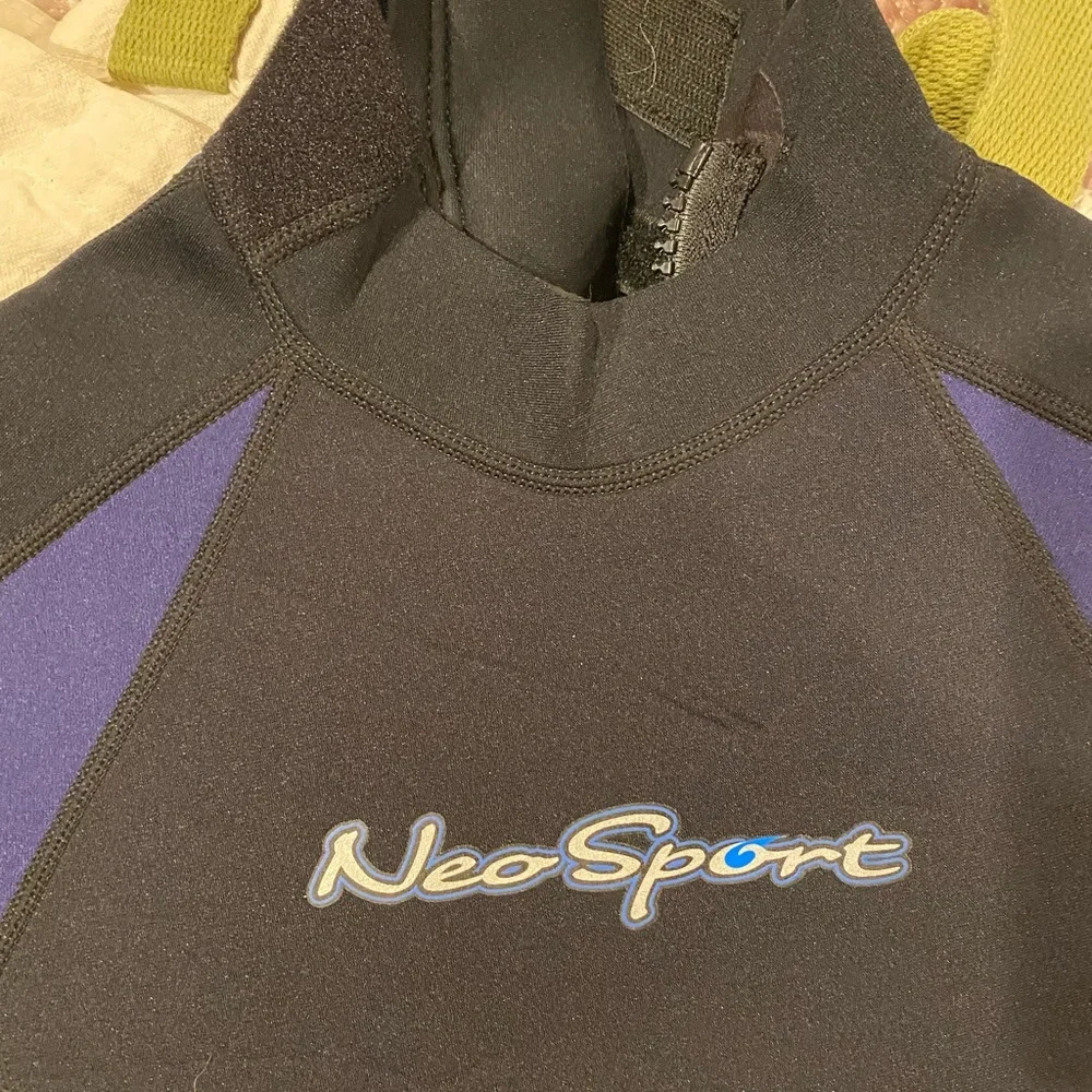 Junior’s 2.5mm Shorty Wetsuit